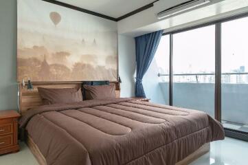 3 bed Condo in Omni Tower Sukhumvit Nana Khlongtan Sub District C017882