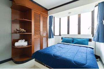3 bed Condo in Omni Tower Sukhumvit Nana Khlongtan Sub District C017882