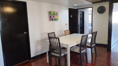 3 bed Condo in Omni Tower Sukhumvit Nana Khlongtan Sub District C017882