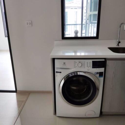 1 bed Condo in Life One Wireless Lumphini Sub District C017860