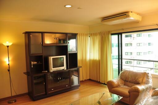 2 bed Condo in Sathorn Gardens Thungmahamek Sub District C017858