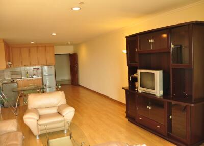 2 bed Condo in Sathorn Gardens Thungmahamek Sub District C017858