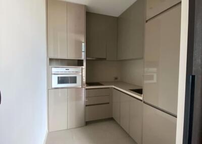 1 bed Condo in The Diplomat 39 Khlong Tan Nuea Sub District C017845