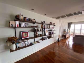 3 bed Condo in Sathorn Park Place Thungmahamek Sub District C017814