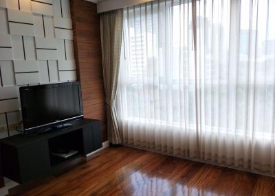 2 bed Condo in Avenue 61 Khlong Tan Nuea Sub District C017810