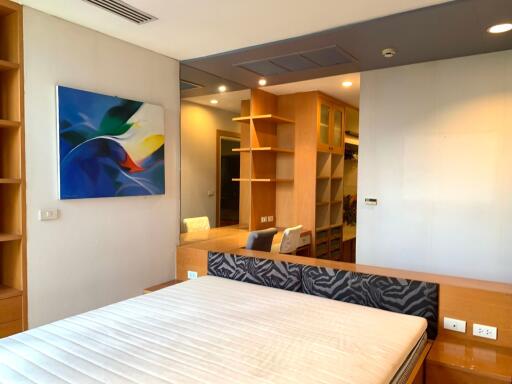 1 bed Condo in Baan Somthavil Lumphini Sub District C017808