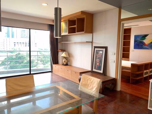 1 bed Condo in Baan Somthavil Lumphini Sub District C017808