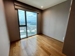 2 bed Condo in The Breeze Narathiwas Yan Nawa District C017797