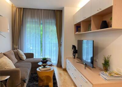 2 bed Condo in Residence 52 Phrakhanong District C017789