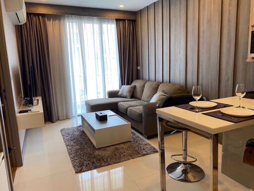 1 bed Condo in Trapezo Sukhumvit 16 Khlongtoei Sub District C017770