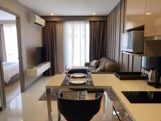 1 bed Condo in Trapezo Sukhumvit 16 Khlongtoei Sub District C017770