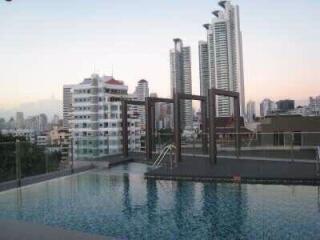 1 bed Condo in Trapezo Sukhumvit 16 Khlongtoei Sub District C017770