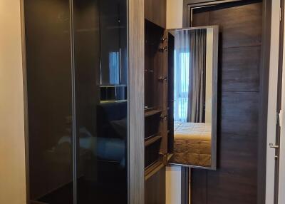 1 bed Condo in C Ekkamai Khlong Tan Nuea Sub District C017750