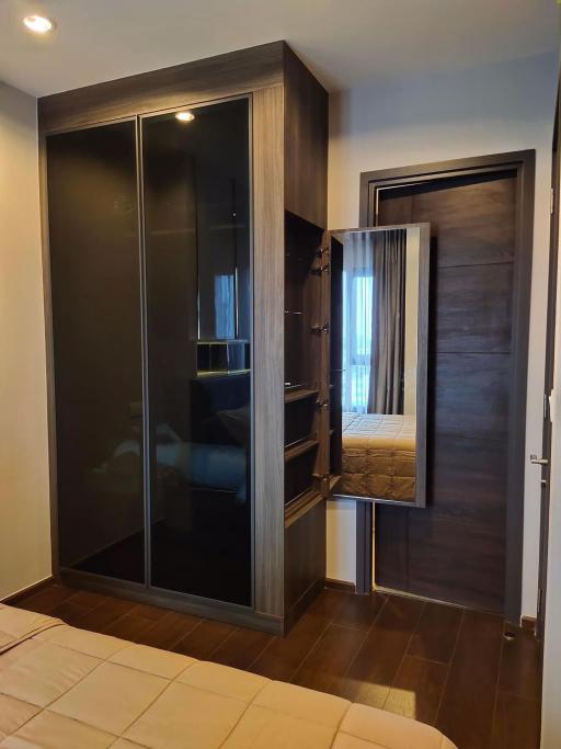 1 bed Condo in C Ekkamai Khlong Tan Nuea Sub District C017750