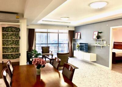 3 bed Condo in Royal Castle Khlong Tan Nuea Sub District C017743