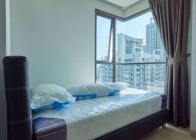 2 bed Condo in Lumpini Suite Phetchaburi-Makkasan Makkasan Sub District C017727