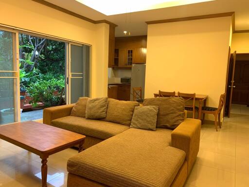 2 bed Condo in El Patio Khlong Toei Nuea Sub District C017711