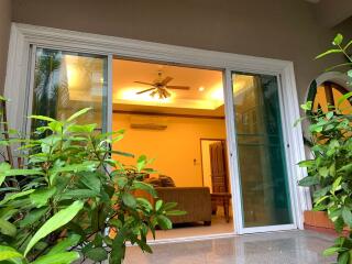 2 bed Condo in El Patio Khlong Toei Nuea Sub District C017711