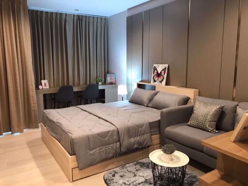 Studio bed Condo in Life One Wireless Lumphini Sub District C017695