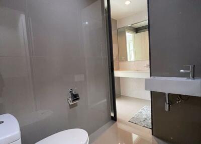 1 bed Condo in Rhythm Sukhumvit 42 Phra Khanong Sub District C017673