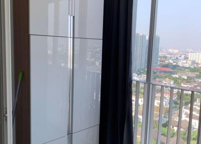 2 bed Condo in Ideo Verve Sukhumvit Phrakhanongnuea Sub District C017667