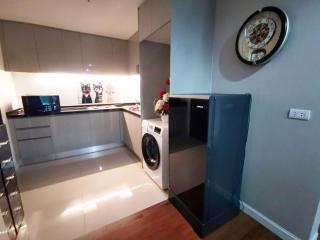 2 bed Condo in Belle Grand Rama 9 Huai Khwang Sub District C017659