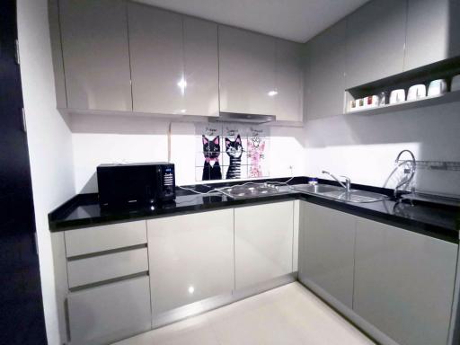 2 bed Condo in Belle Grand Rama 9 Huai Khwang Sub District C017659