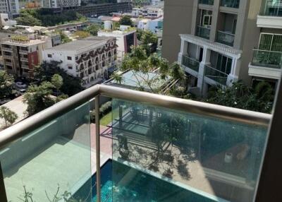 2 bed Condo in Belle Grand Rama 9 Huai Khwang Sub District C017648