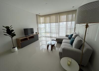 2 bed Condo in Fullerton Sukhumvit Khlongtoei Sub District C017639