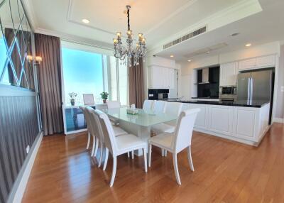 4 bed Condo in Royce Private Residences Khlong Toei Nuea Sub District C017617