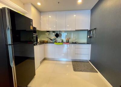 4 bed Condo in 15 Sukhumvit Residences Khlong Toei Nuea Sub District C017586