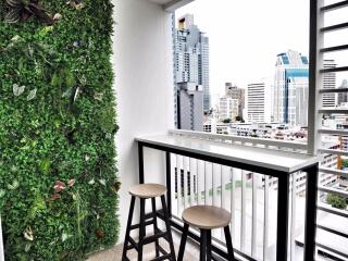 4 bed Condo in 15 Sukhumvit Residences Khlong Toei Nuea Sub District C017586