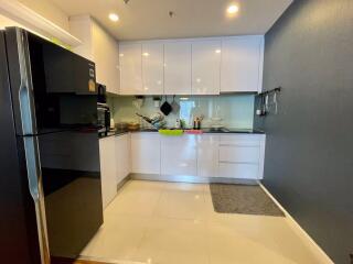 4 bed Condo in 15 Sukhumvit Residences Khlong Toei Nuea Sub District C017586