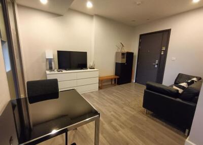 1 bed Condo in The Room Rama 4 Pathum Wan District C017582