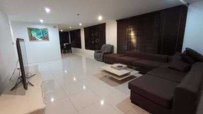 2 bed Condo in Prime Mansion Promsri Khlong Tan Nuea Sub District C017580