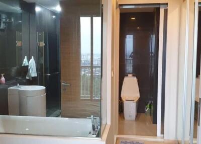 1 bed Condo in Rhythm Sukhumvit Phra Khanong Sub District C017579