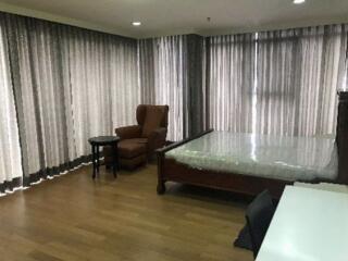 2 bed Duplex in New House Pathum Wan District D017578