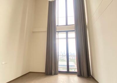 2 bed Duplex in Park Origin Phromphong Khlongtan Sub District D017565