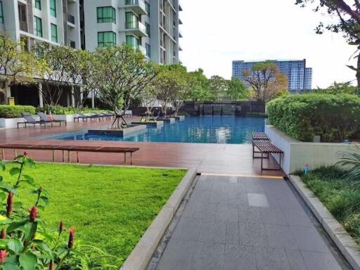 2 bed Condo in The Room Sukhumvit 62 Bangchak Sub District C017540