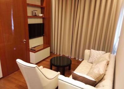 2 bed Condo in The Address Sukhumvit 28 Khlongtan Sub District C017534