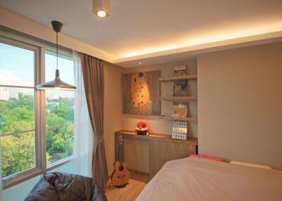 2 bed Condo in Maestro 39 Khlong Tan Nuea Sub District C017526