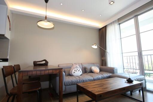 2 bed Condo in Maestro 39 Khlong Tan Nuea Sub District C017526