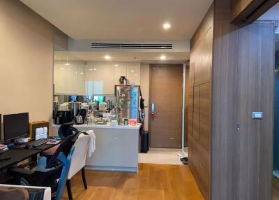 1 bed Condo in The Address Sathorn Silom Sub District C017518