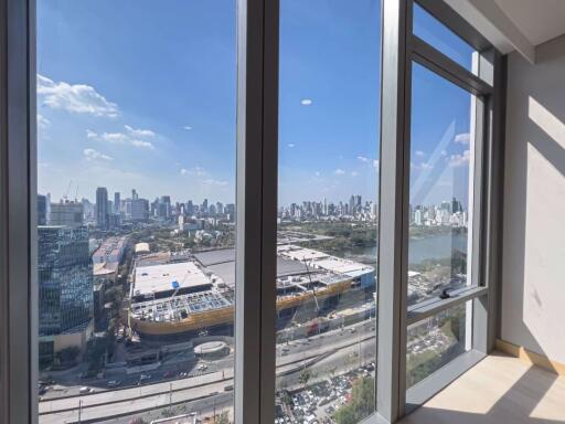 3 bed Condo in Siamese Exclusive Queens Khlongtoei Sub District C017507