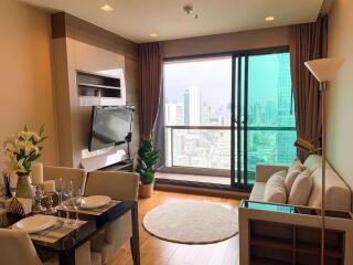 2 bed Condo in The Address Sathorn Silom Sub District C017505