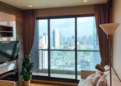 2 bed Condo in The Address Sathorn Silom Sub District C017505