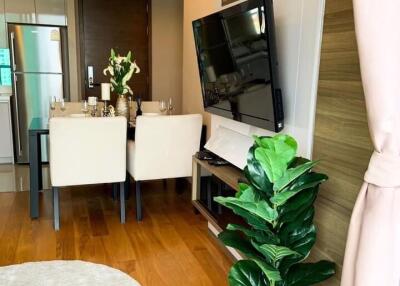 2 bed Condo in The Address Sathorn Silom Sub District C017505