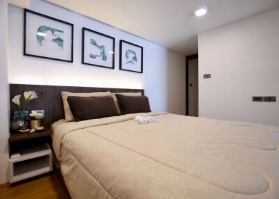 2 bed Duplex in Siamese Exclusive Sukhumvit 31 Khlong Toei Nuea Sub District D017500