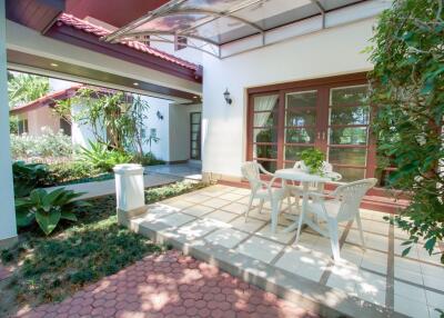 3 bed House in Lakeside Villa 1 Bang Kaeo Sub District H017498