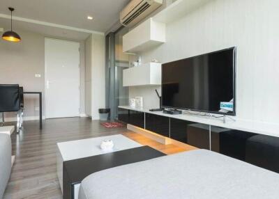 1 bed Condo in The Room Sukhumvit 40 Phra Khanong Sub District C017488